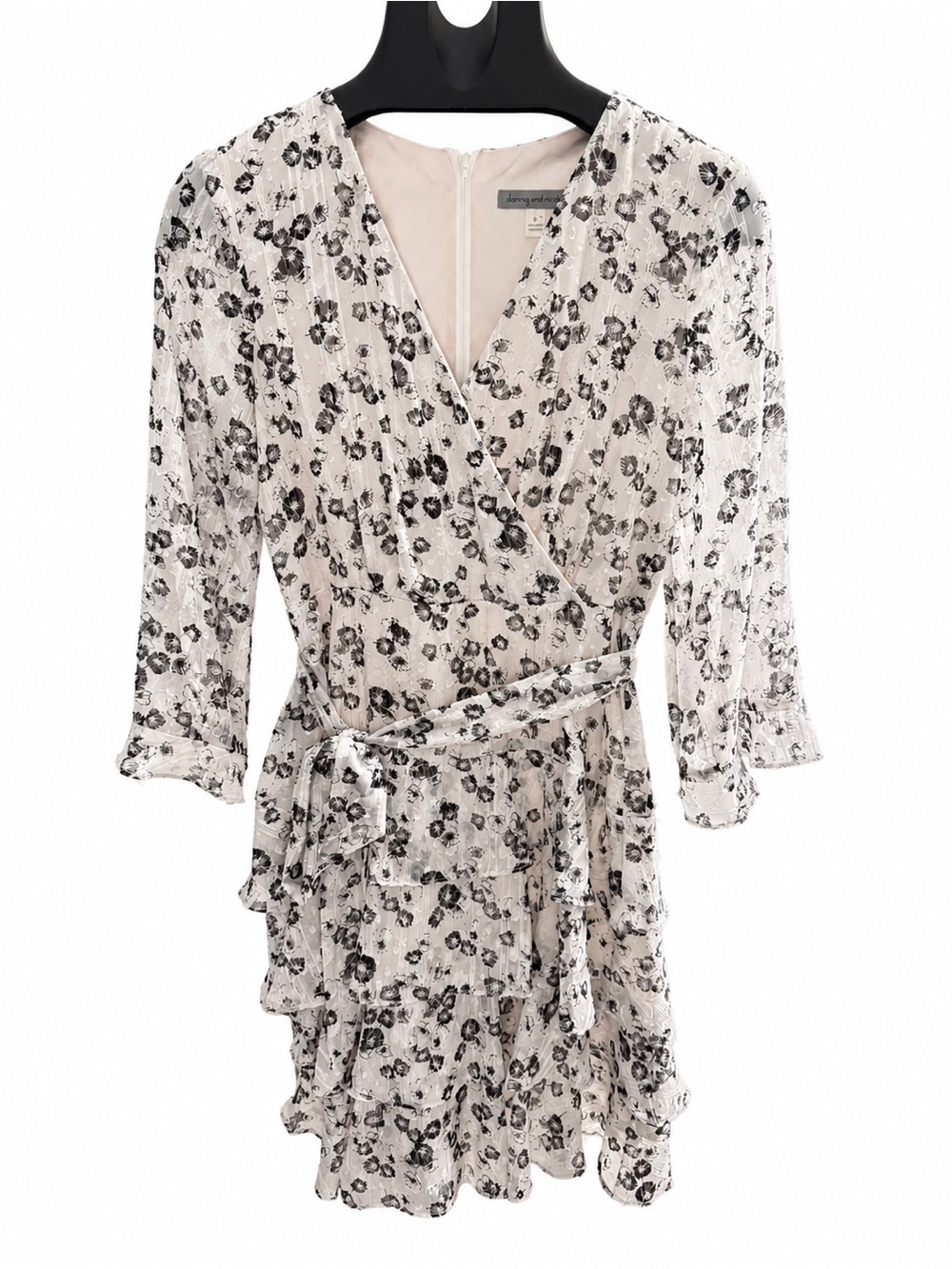 Danny & Nicole Floral‎ Chiffon Wrap Dress Size 6 Ruffle Tiered Feminine Coquette